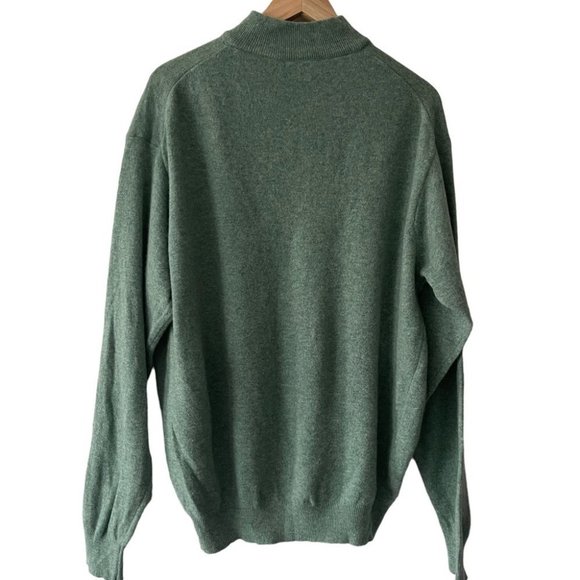 ❌Sold❌VINTAGE 90's United Colors Of Benetton 100% Wool Green Mock Neck Sweater - Picture 2 of 9